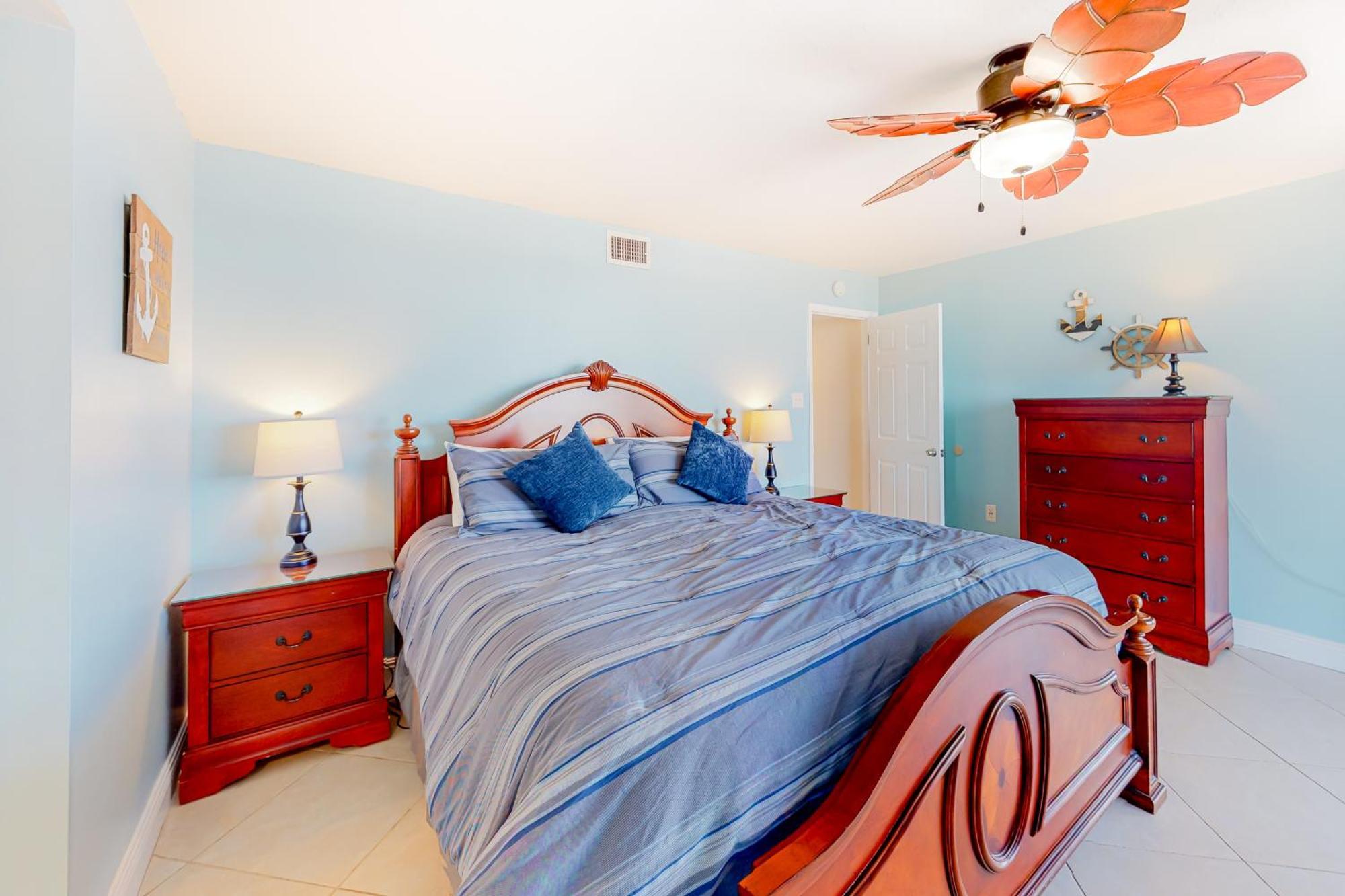Phoenix Vacation Rentals Orange Beach Værelse billede